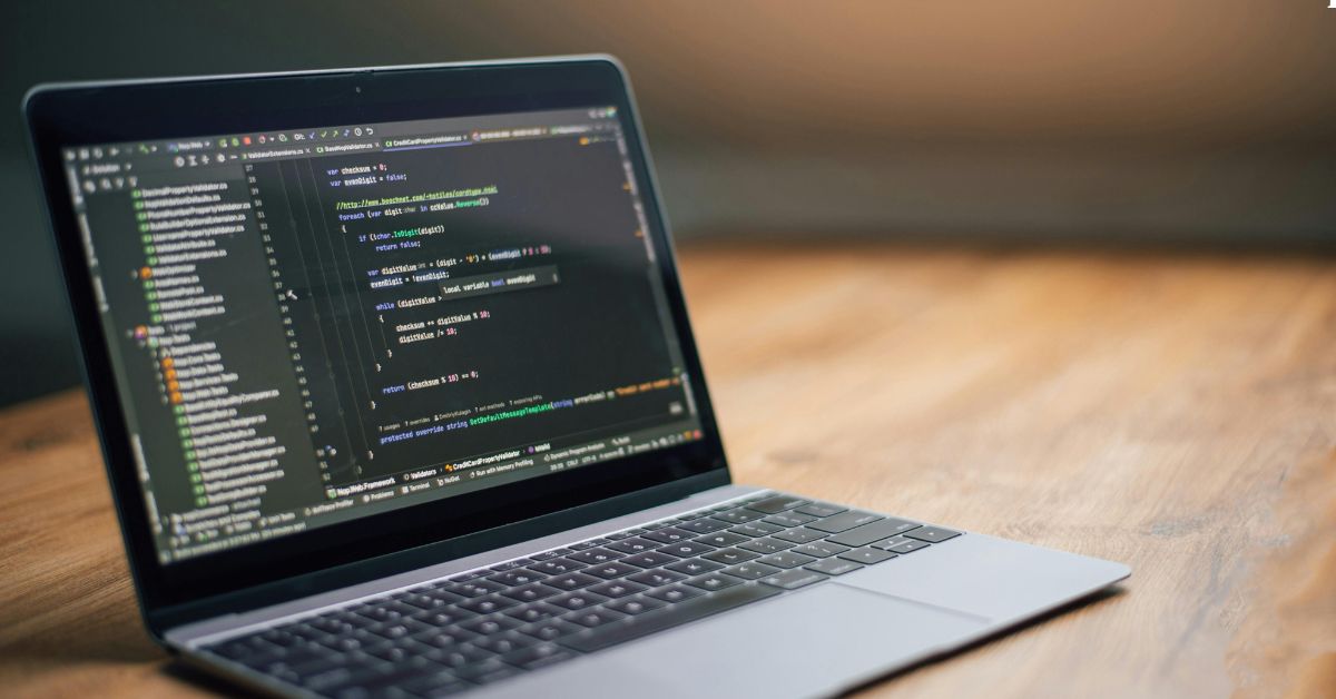 Is a Java Course Still Relevant for Full Stack Development Job